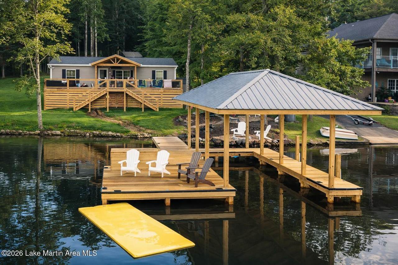 313 Lakeview Dr - Photo 1