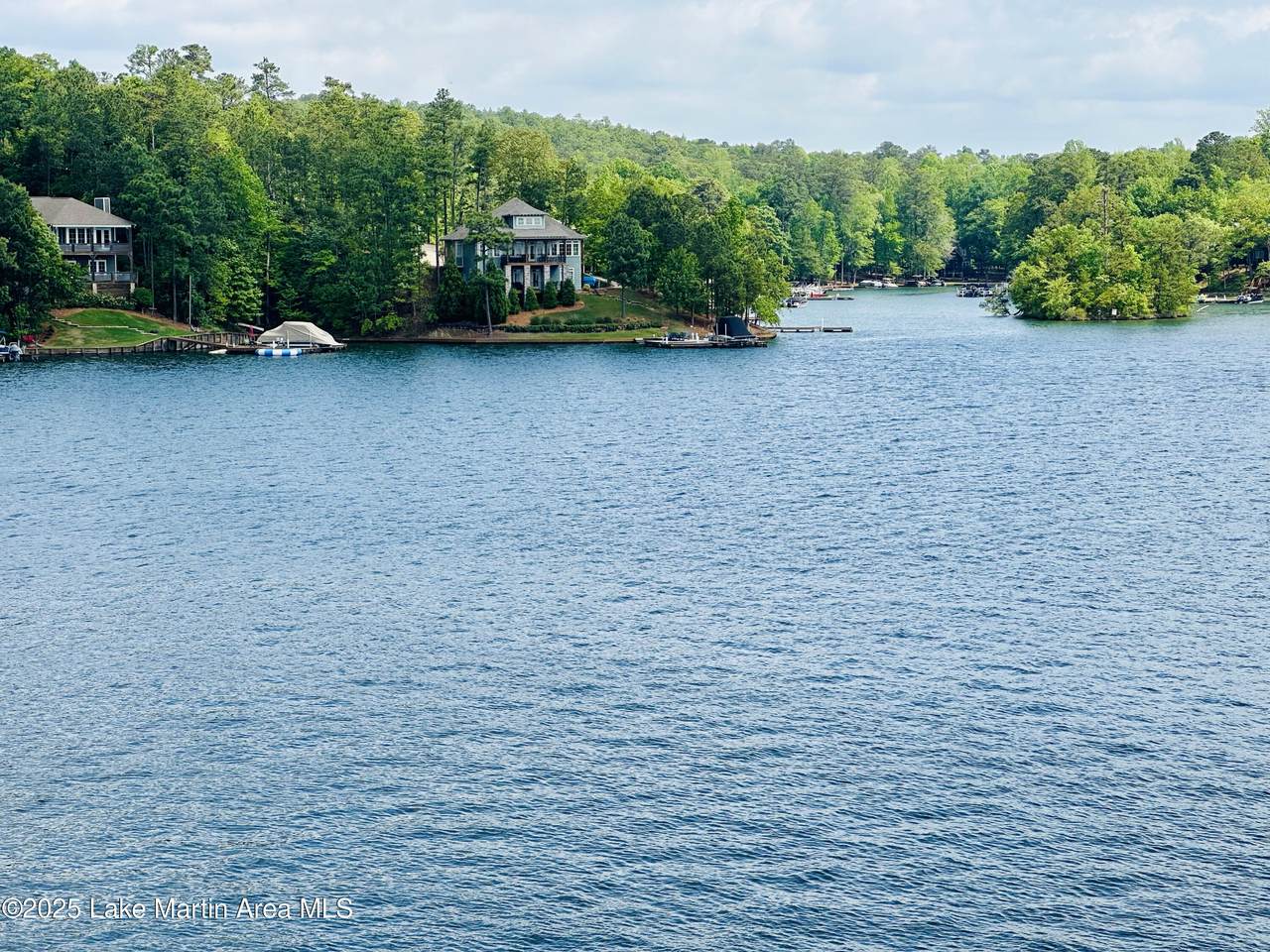 https://bt-photos.global.ssl.fastly.net/lakemartin/1280_boomver_4_24-169-2.jpg