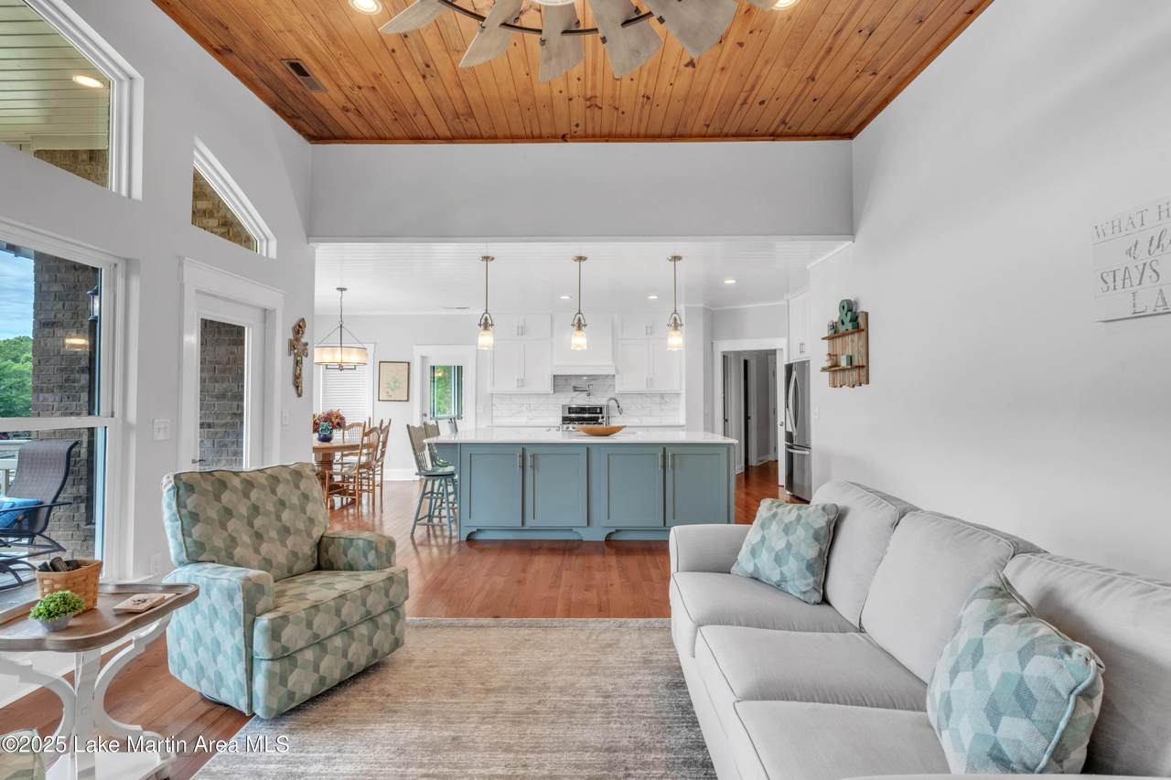 https://bt-photos.global.ssl.fastly.net/lakemartin/1280_boomver_4_25-142-2.jpg