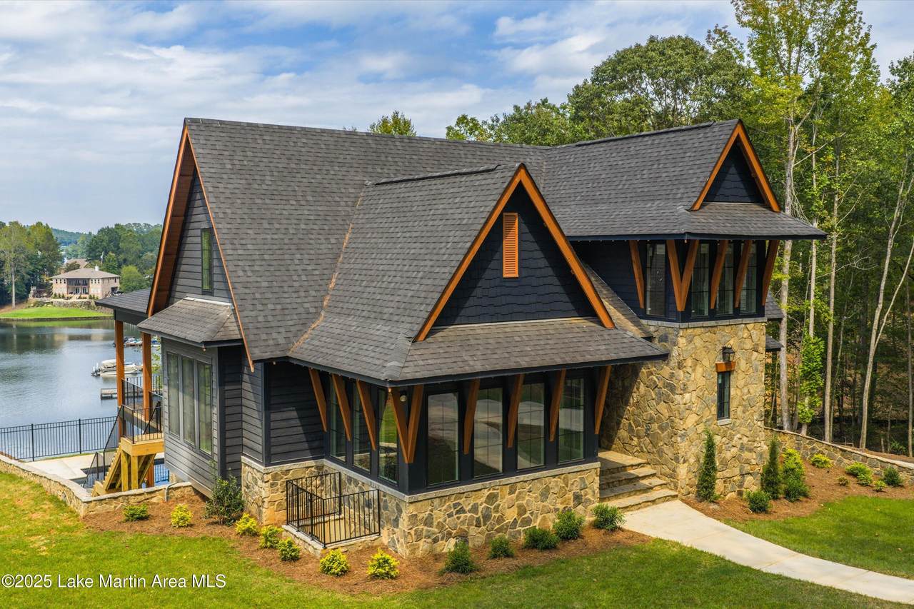 64 Bayview Dr - Photo 1