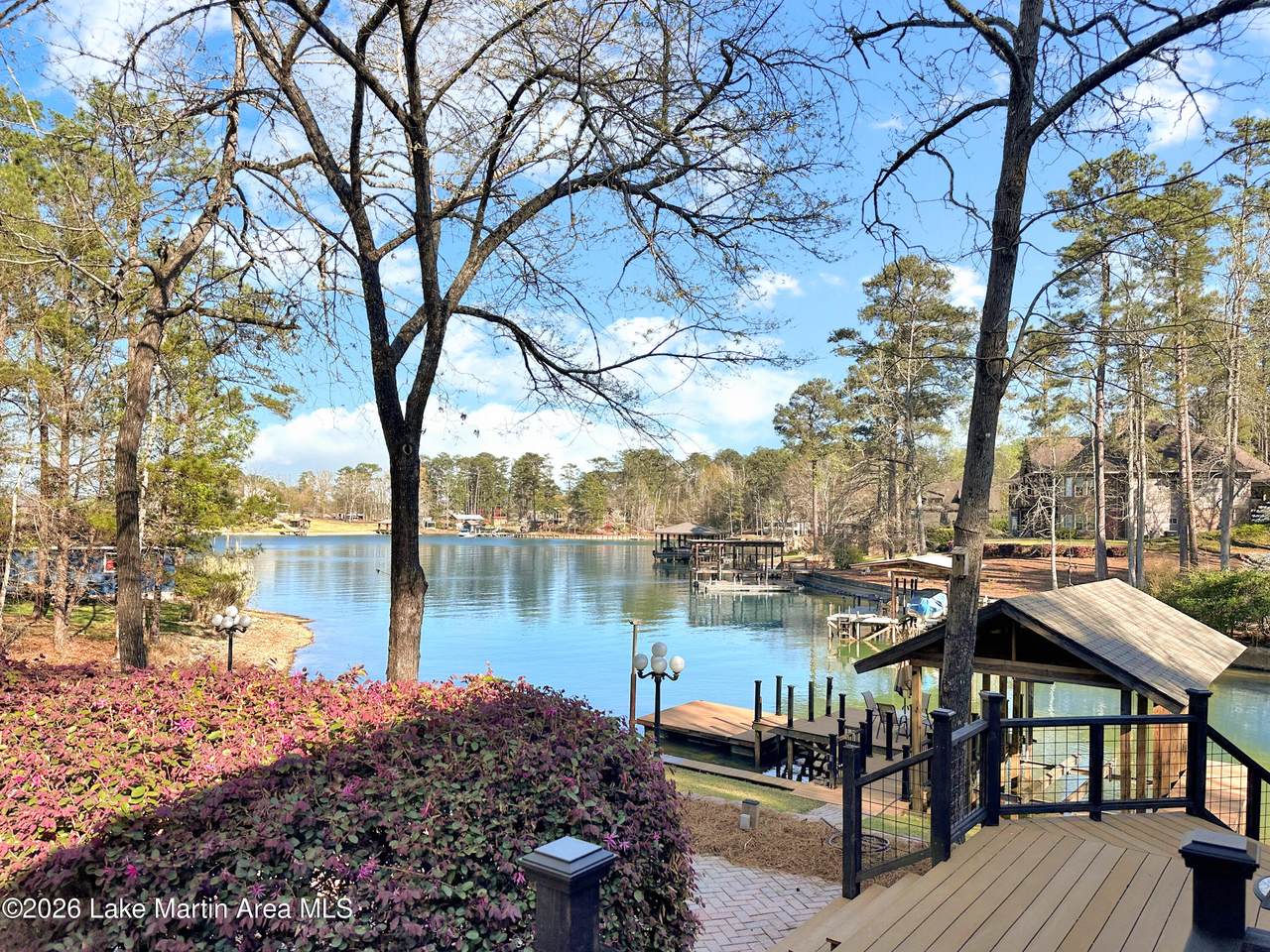 https://bt-photos.global.ssl.fastly.net/lakemartin/1280_boomver_3_25-2031-2.jpg