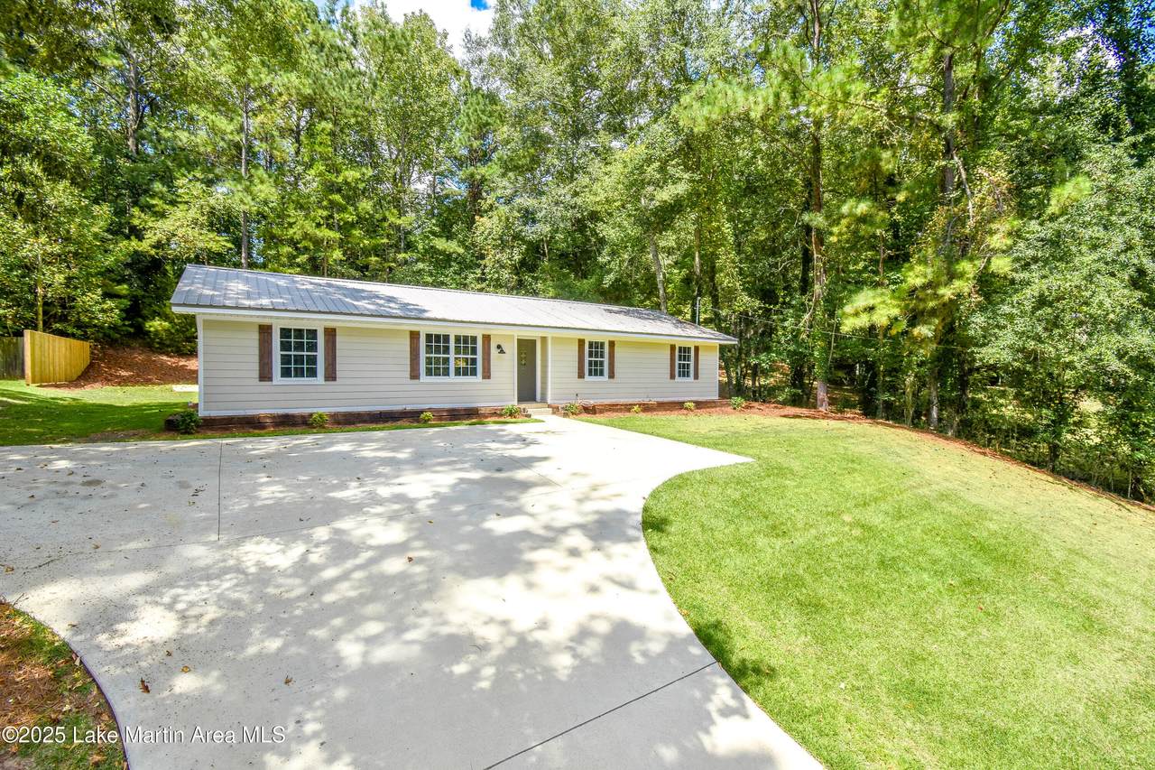 128 Brookside Dr - Photo 1