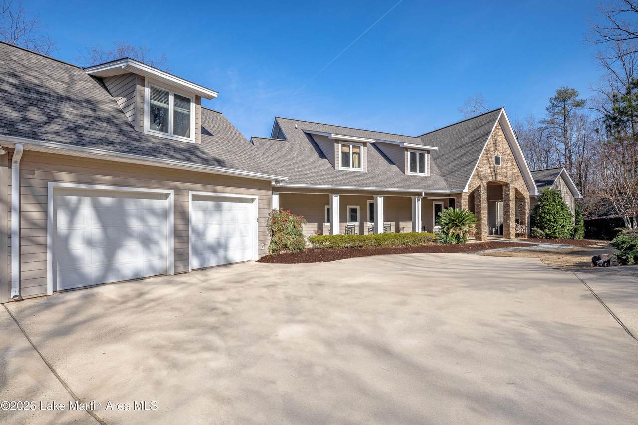 135 Marin Ln - Photo 1