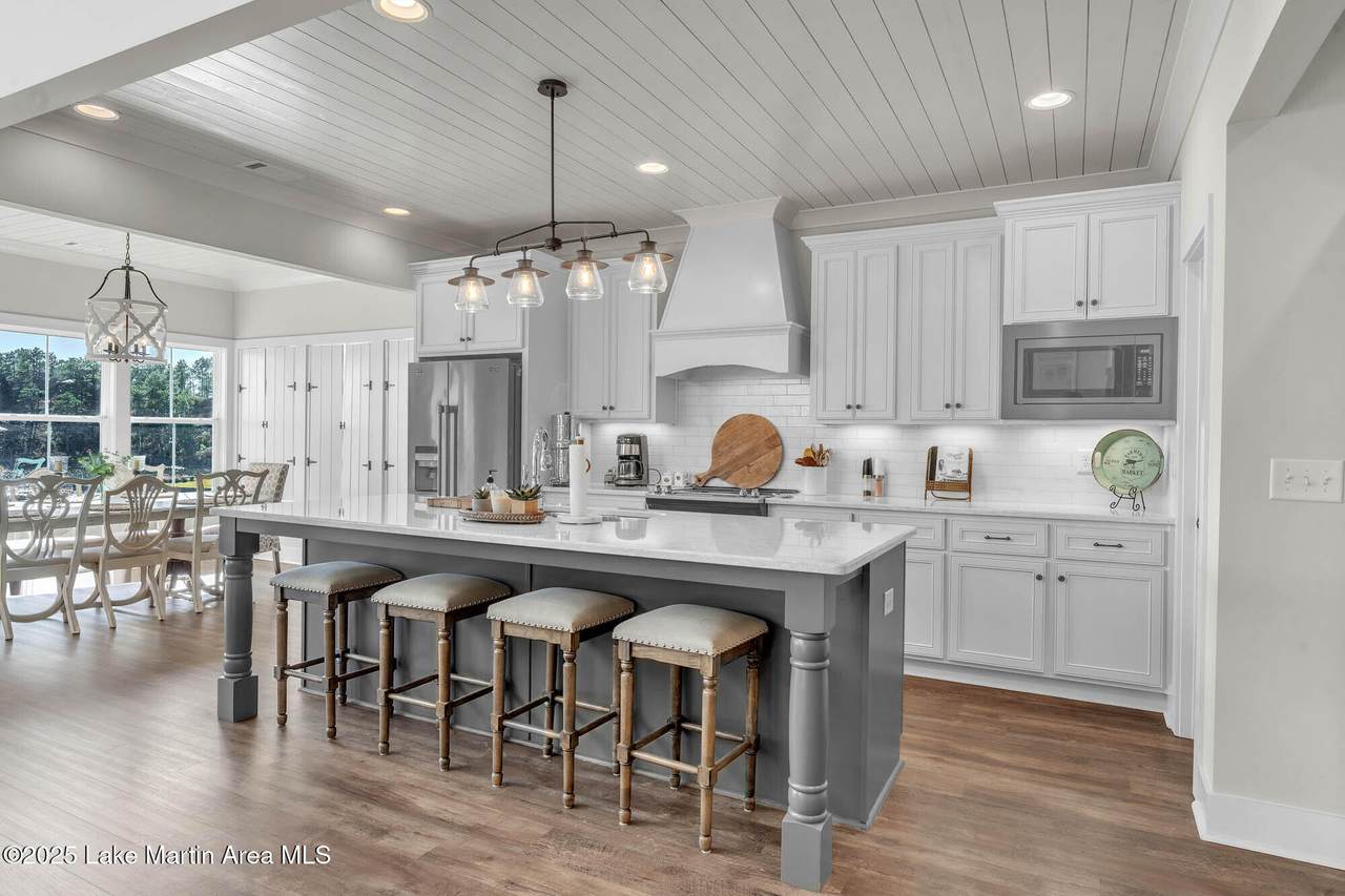 https://bt-photos.global.ssl.fastly.net/lakemartin/1280_boomver_3_26-37-2.jpg