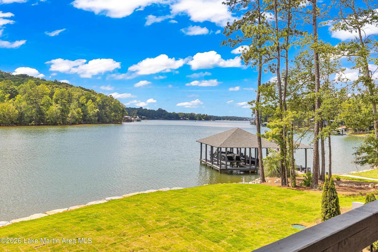 https://bt-photos.global.ssl.fastly.net/lakemartin/1280_boomver_3_25-2285-2.jpg