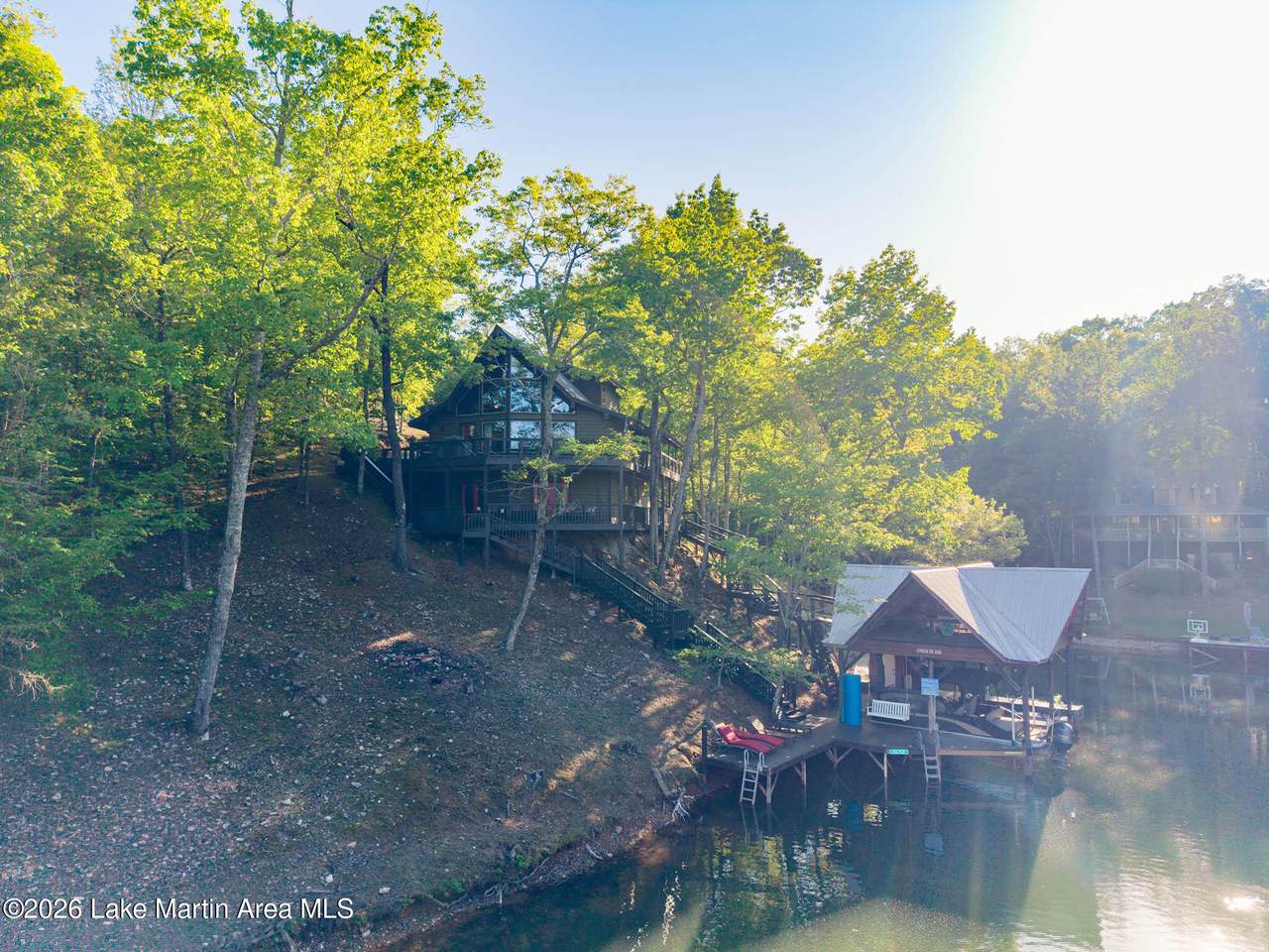 https://bt-photos.global.ssl.fastly.net/lakemartin/1280_boomver_5_26-107-2.jpg