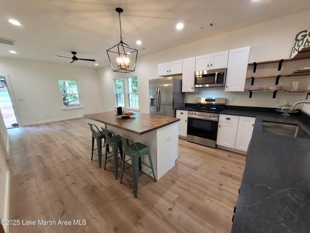 https://bt-photos.global.ssl.fastly.net/lakemartin/1280_boomver_3_25-154-2.jpg