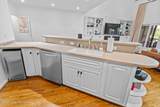 67 Lakeview Drive, 10H - Photo 14