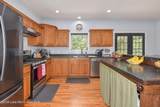 7385 Sanford Rd - Photo 11
