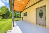 923 Bridge St - Photo 11