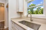 923 Bridge St - Photo 28