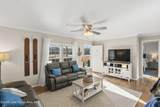 313 Lakeview Dr - Photo 15