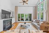 67 Lakeview Drive, 10H - Photo 6