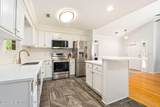 522 Driftwood Dr - Photo 9