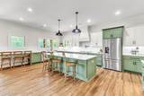 744 Lakeshore Dr - Photo 40