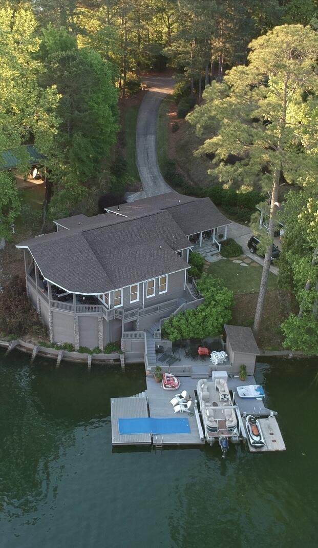 385 Lakeview Rd - Photo 1