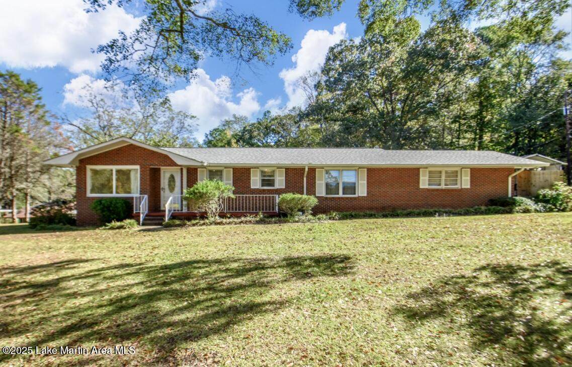 1625 Reeves Rd - Photo 1