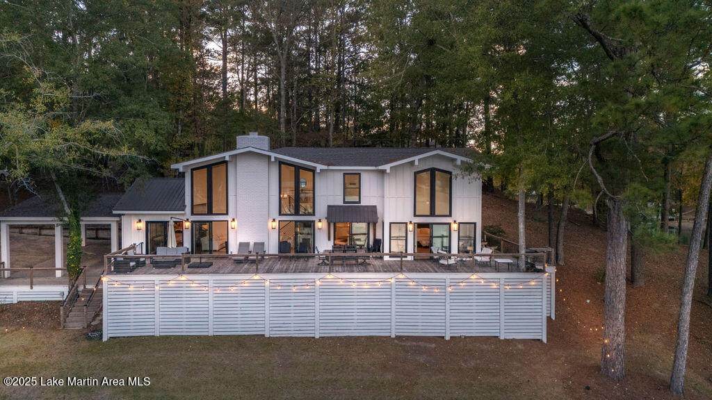 180 Elm Dr - Photo 1