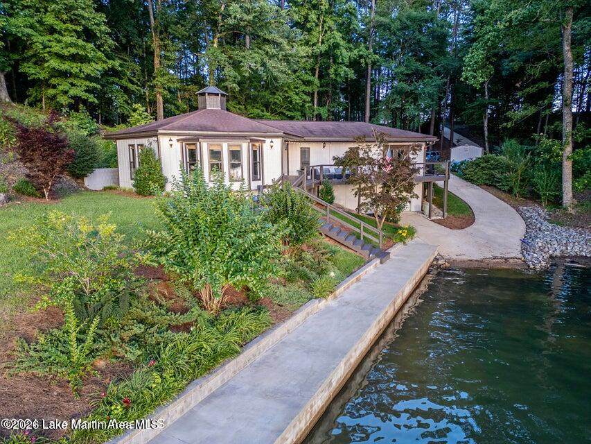 5 Riverwood Ln - Photo 1