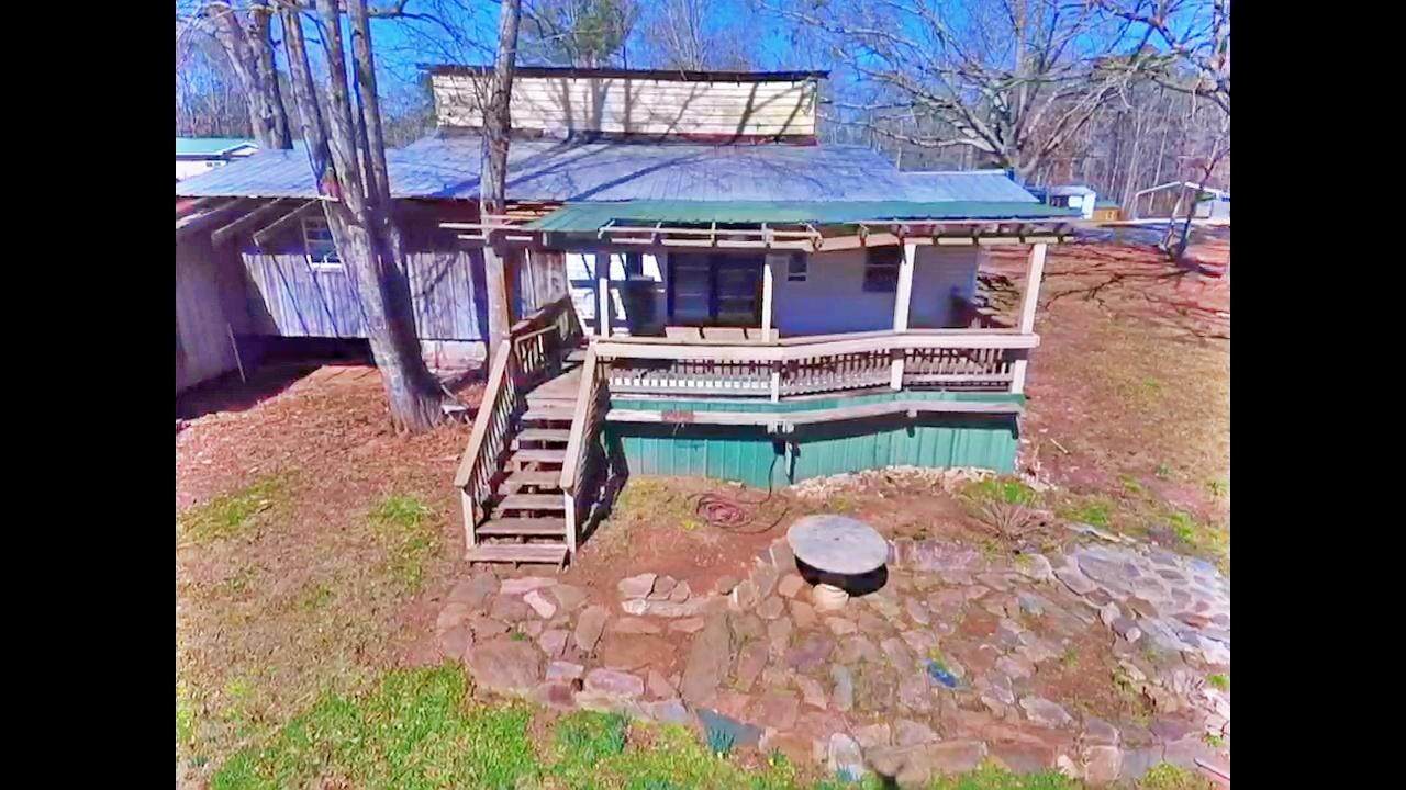 2784 Eagle Creek Rd - Photo 1