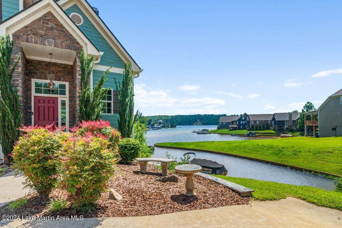 https://bt-photos.global.ssl.fastly.net/lakemartin/orig_boomver_2_26-460-2.jpg