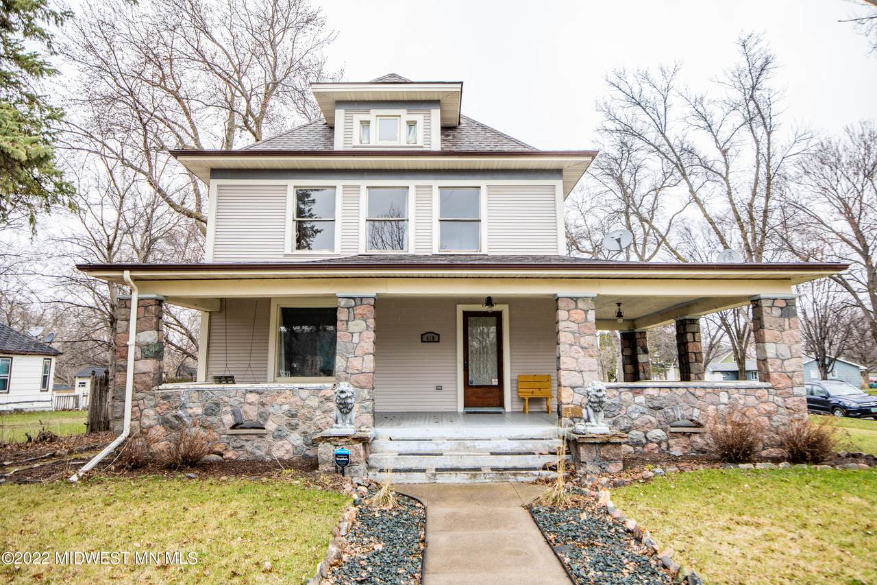 419 4th Avenue - Photo 1