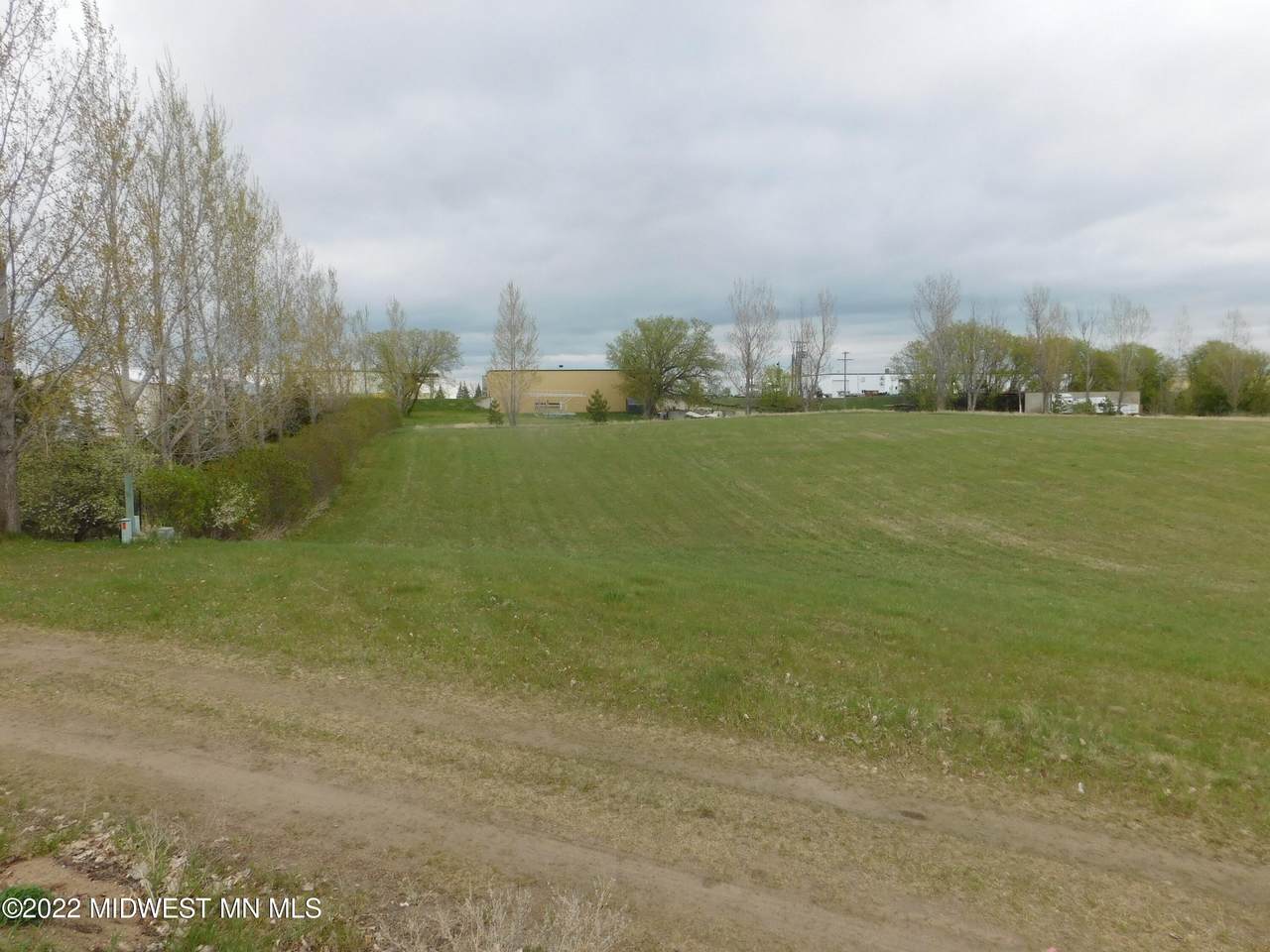 434 Walnut Avenue - Photo 1