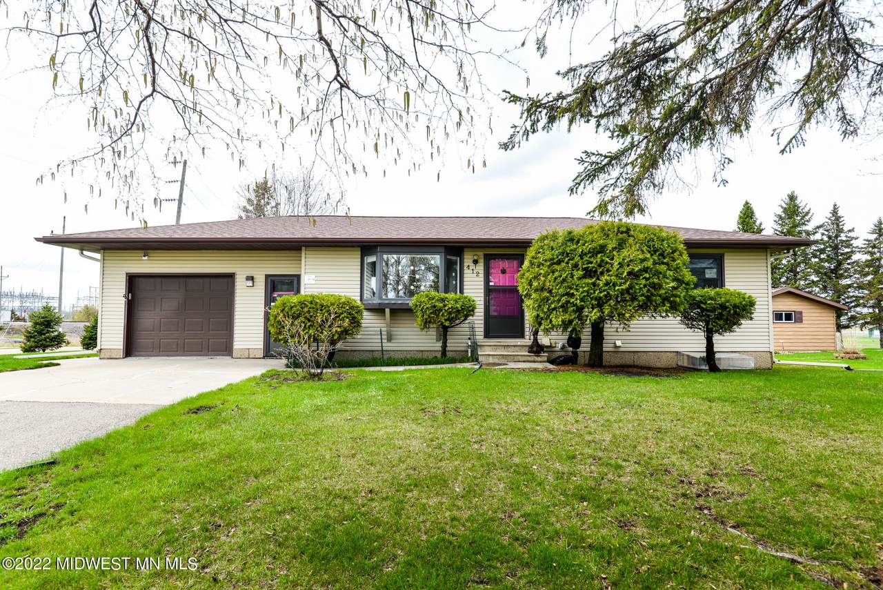 412 8th Street - Photo 1