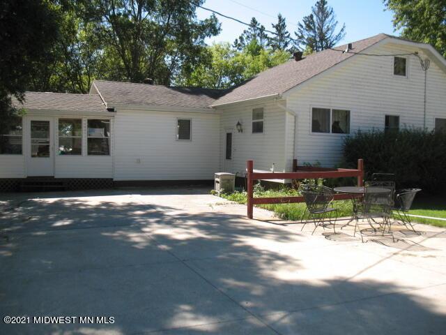 22339 130 Avenue - Photo 1