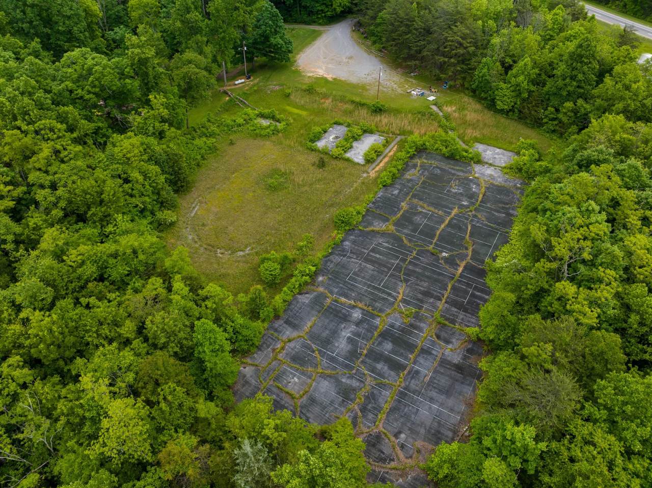 1500 Davy Crockett Pkwy Parkway - Photo 1