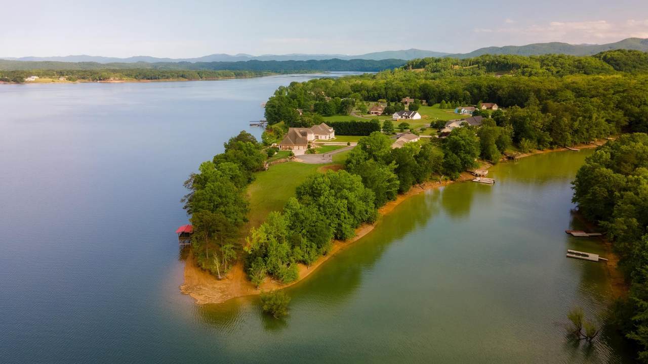 169 Plantation Point Drive - Photo 1