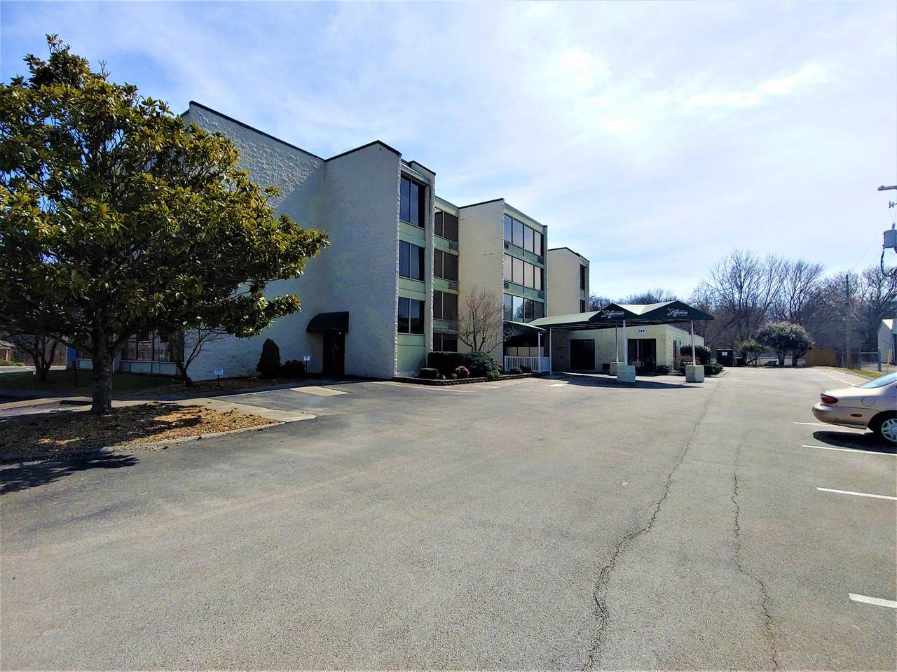 249 Broadway Boulevard - Photo 1