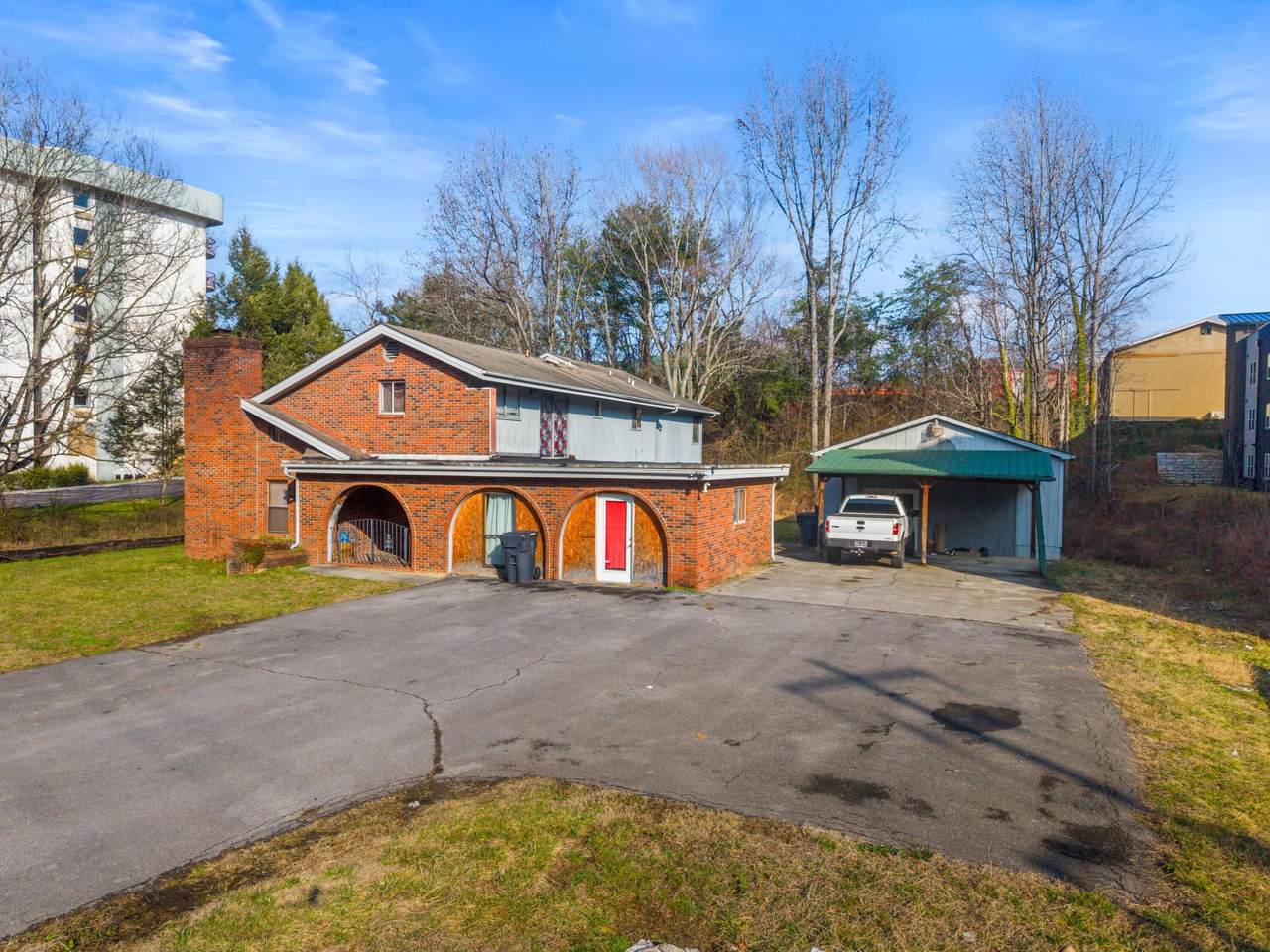 223 Sharon Drive - Photo 1