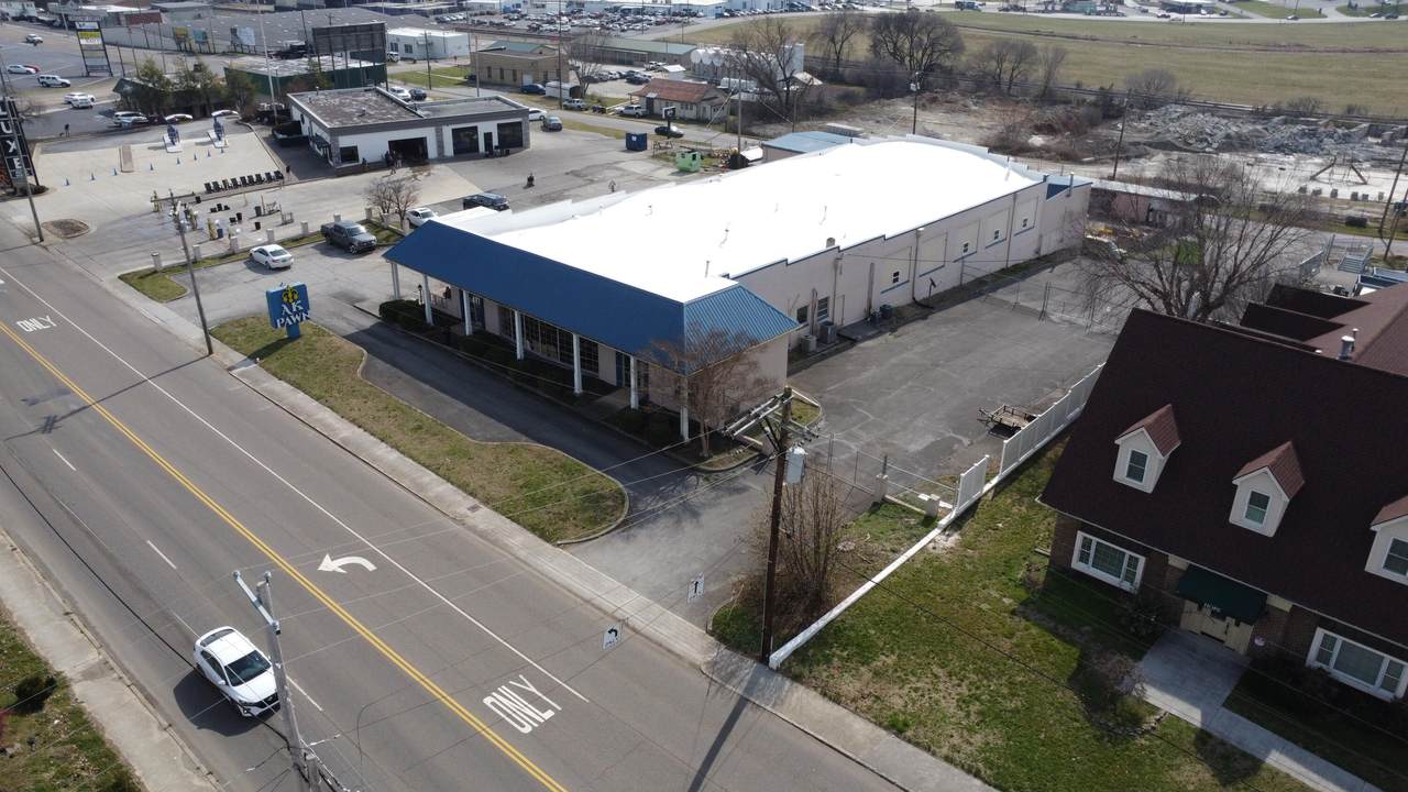 1335 Andrew Johnson Highway - Photo 1