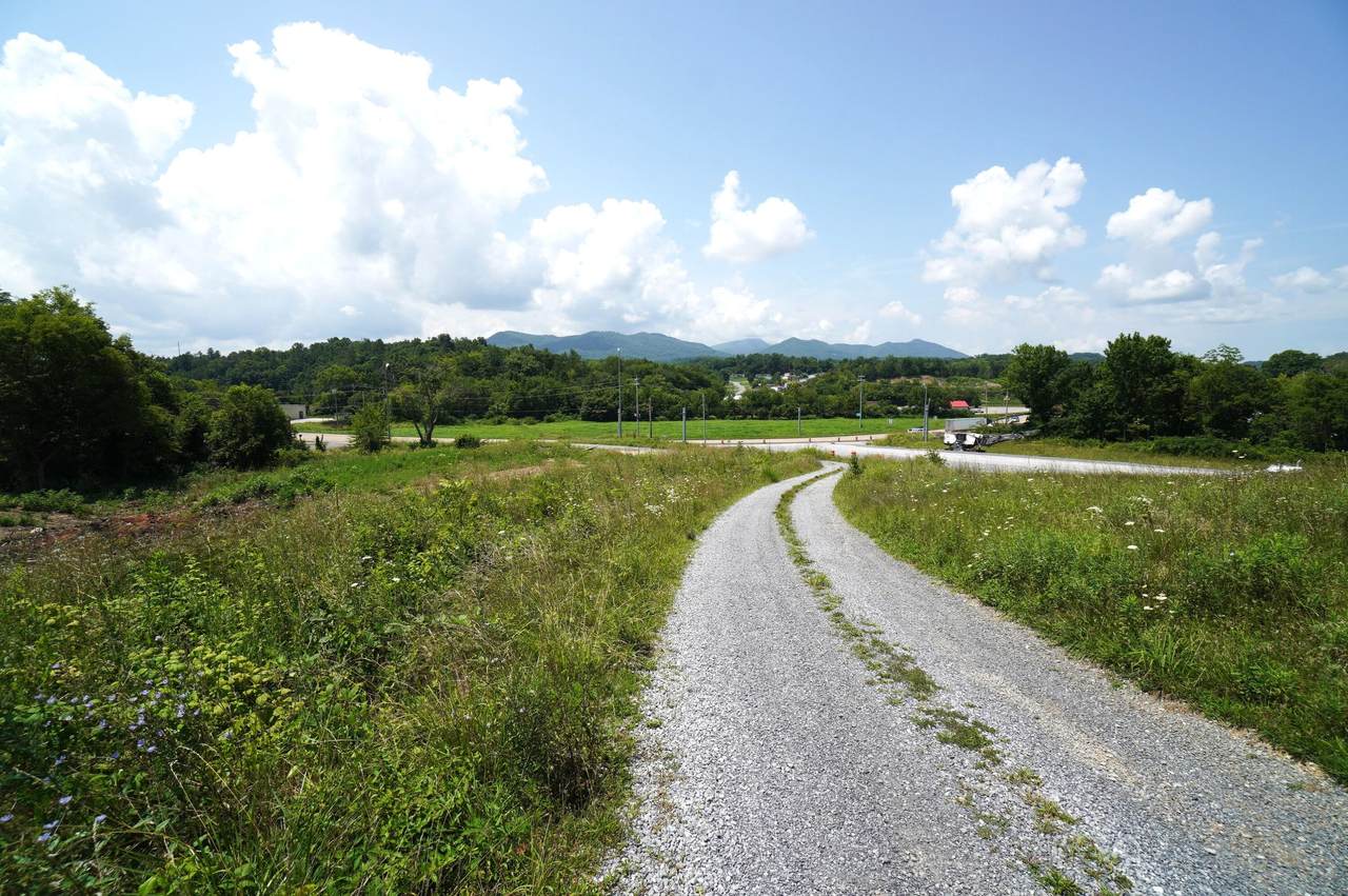 738 Highway 25 70 - Photo 1