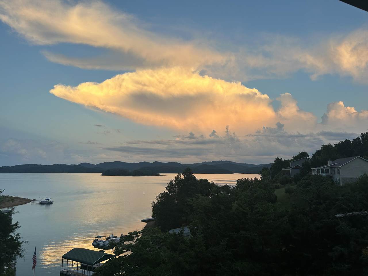 https://bt-photos.global.ssl.fastly.net/lakeway/orig_boomver_1_712784-2.jpg