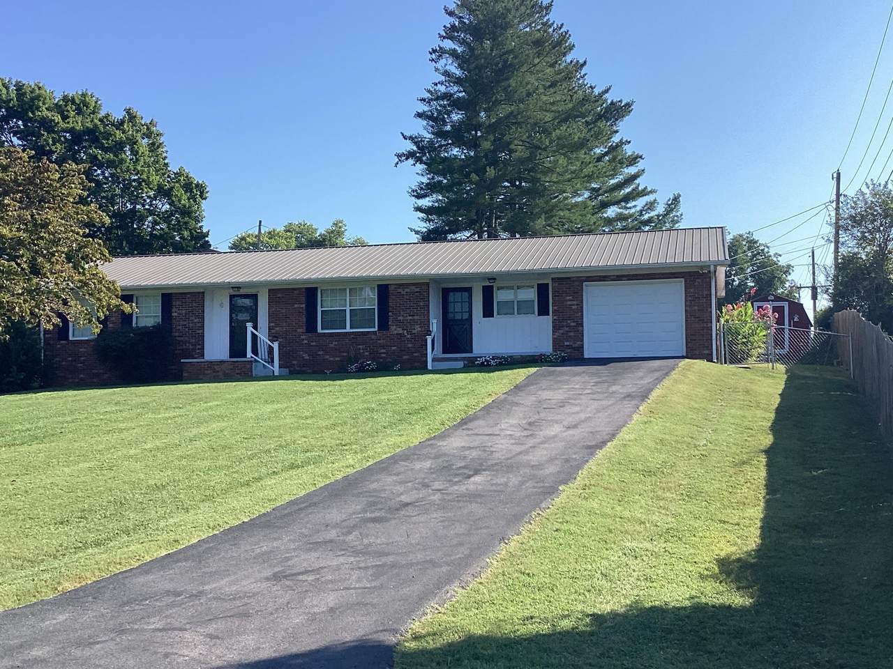 202 Richardson Drive - Photo 1