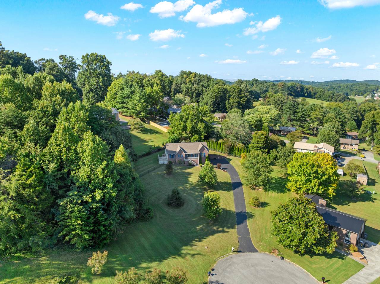 1580 Pin Oak Drive - Photo 1
