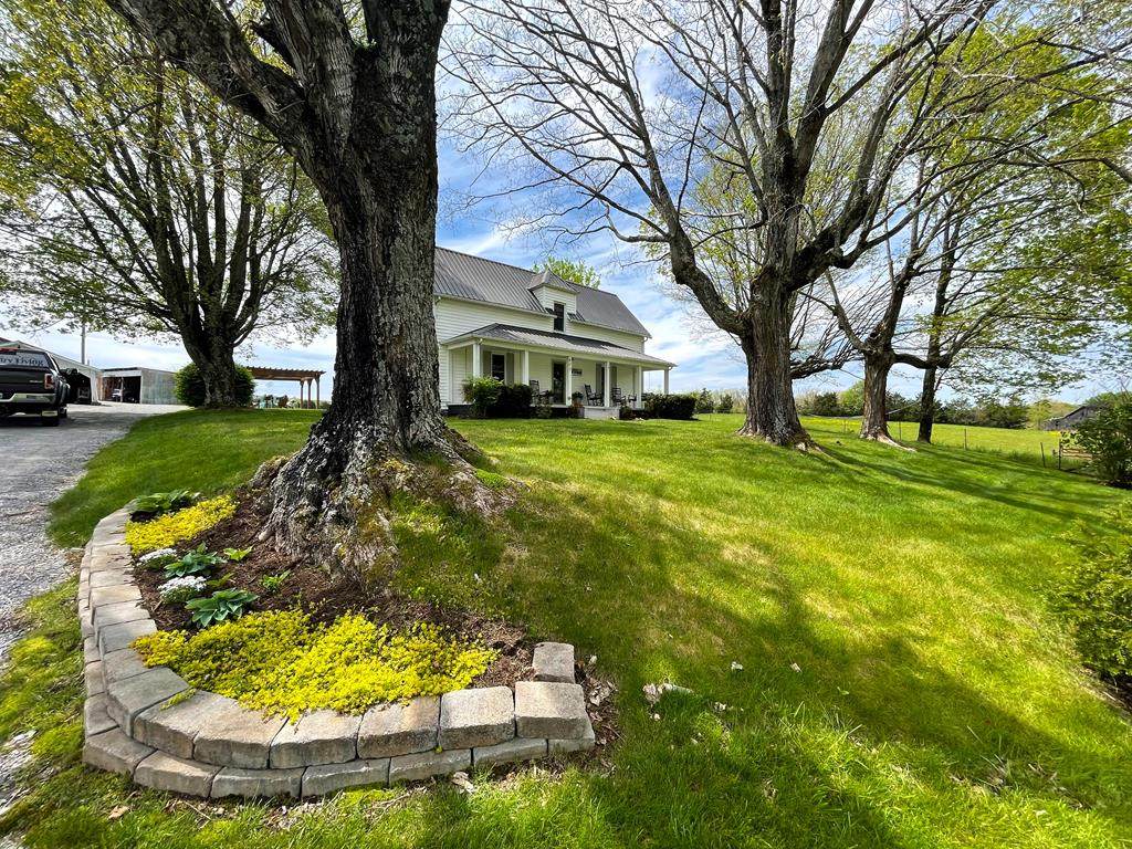 671 Sunlight Rd - Photo 1