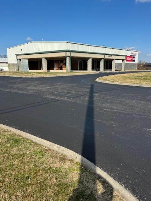 2425 Morningside Drive - Photo 1