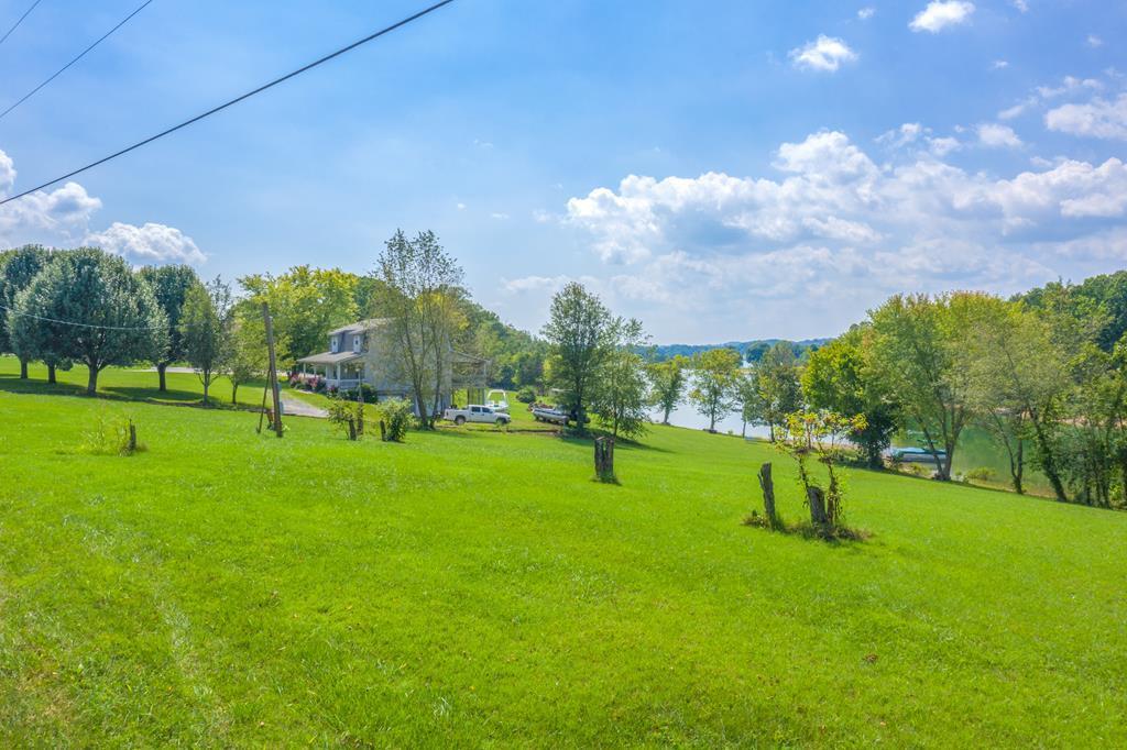 1056 Oak Grove Rd - Photo 1