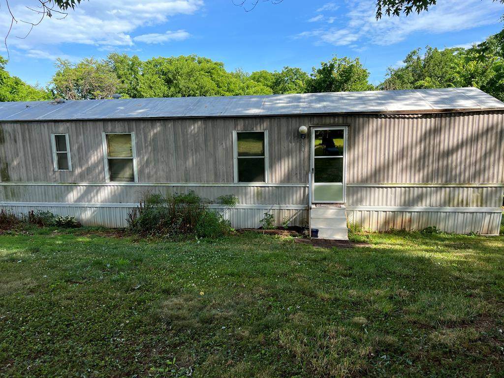 2725 Andrew Johnson Highway - Photo 1