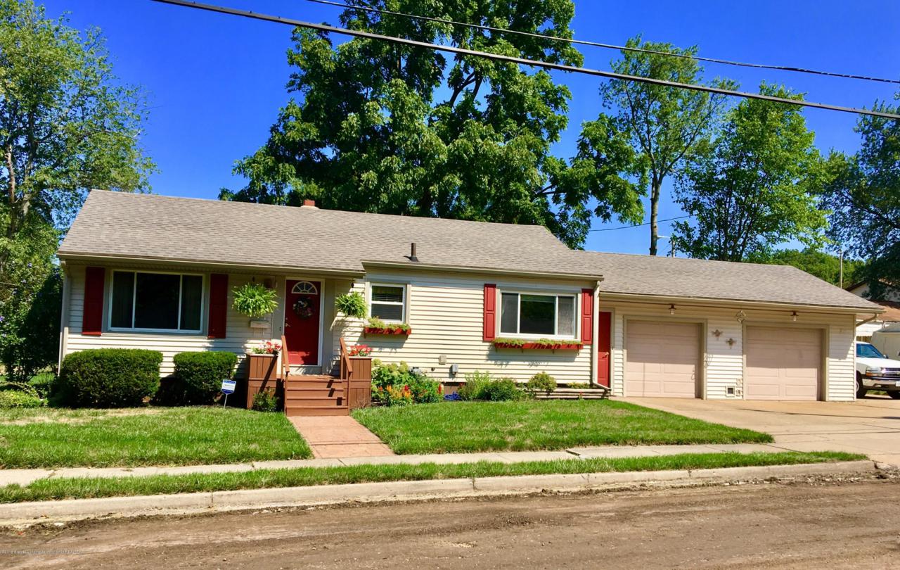 1401 Oak Street - Photo 1