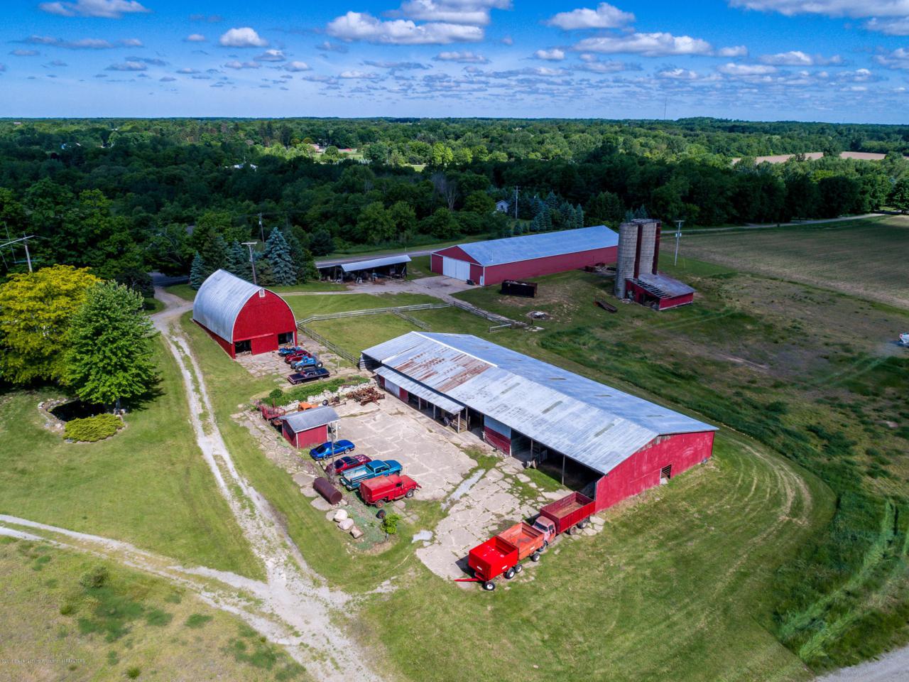 4409 Race Rd - Photo 1