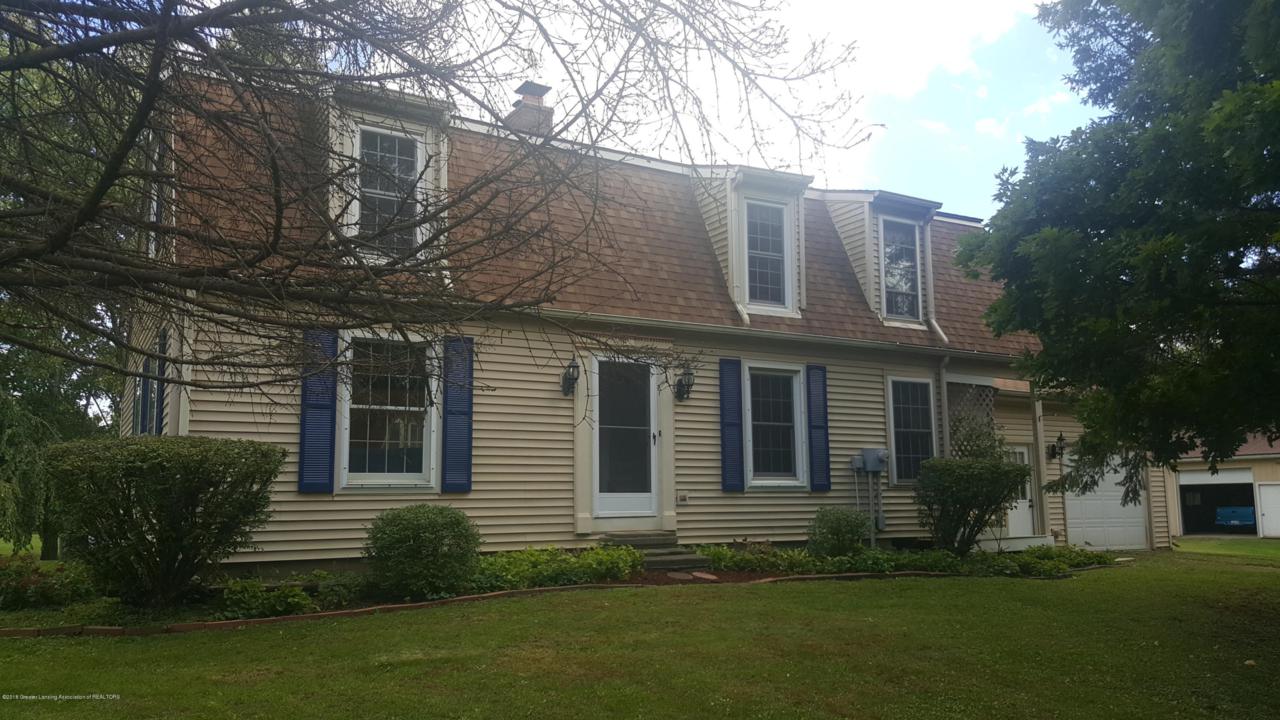 6105 Saint Clair - Photo 1
