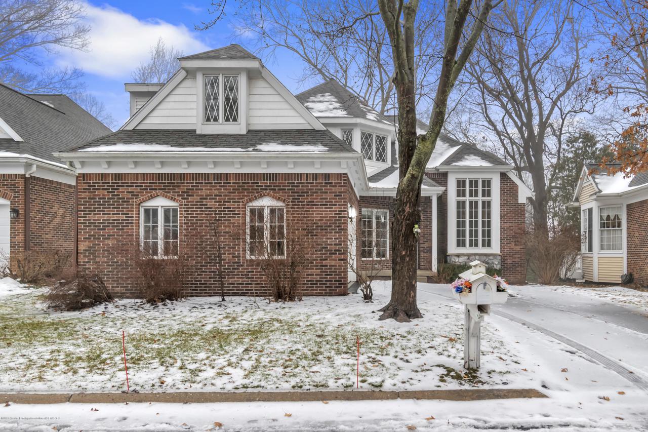 218 Abbott Woods Drive - Photo 1