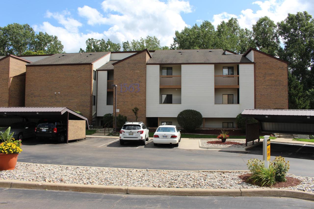 1563 Pond Drive - Photo 1