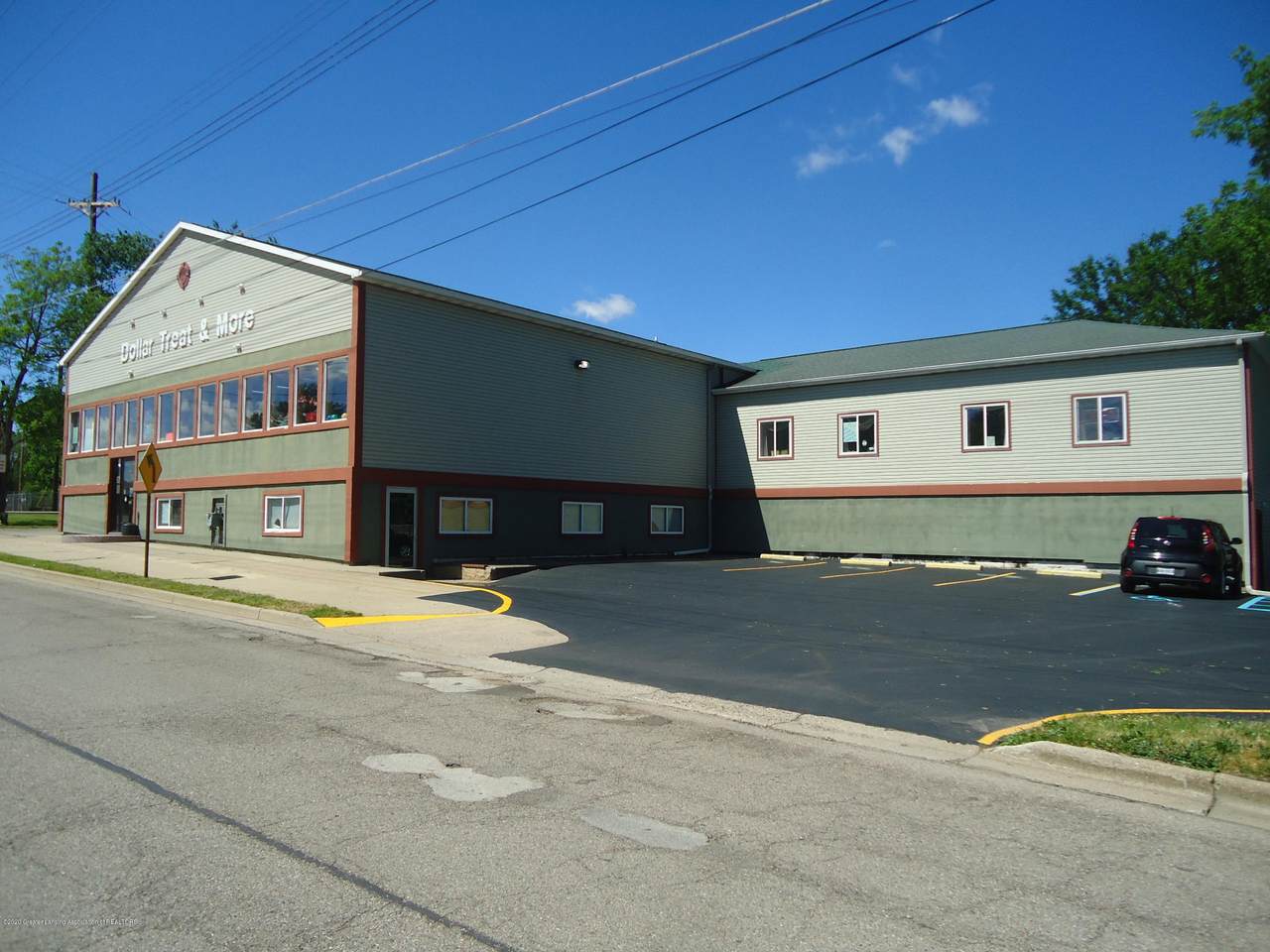 411 Washington Street - Photo 1