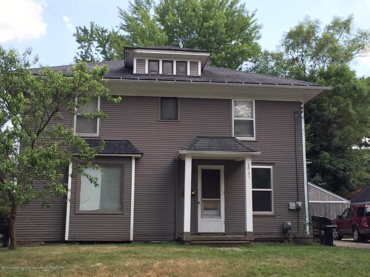 1063 Marigold Avenue - Photo 1