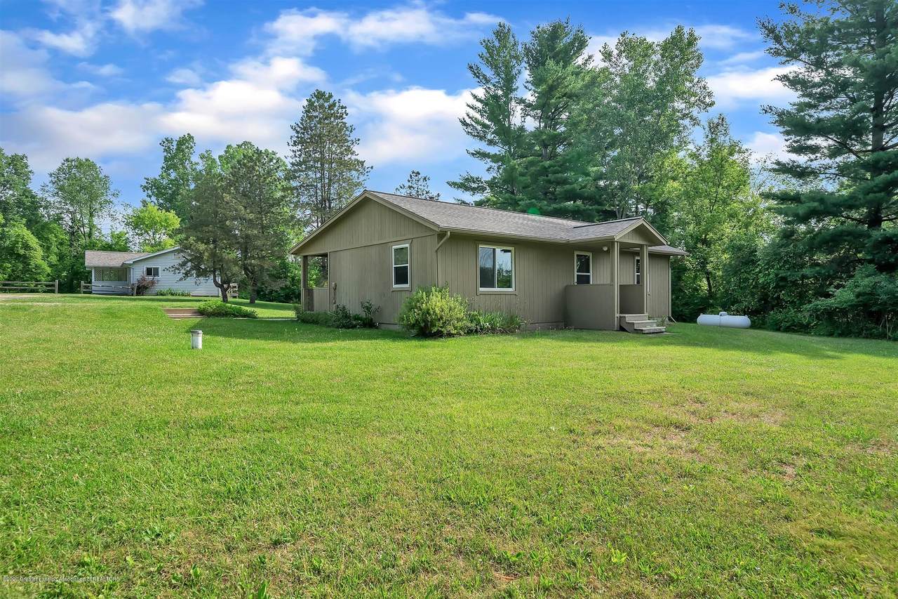 6750 Lovejoy Road - Photo 1
